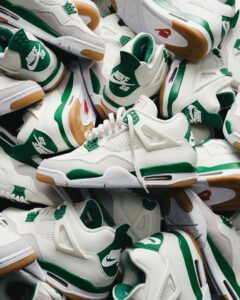 Air Jordan 4 Retro SB Pine Green